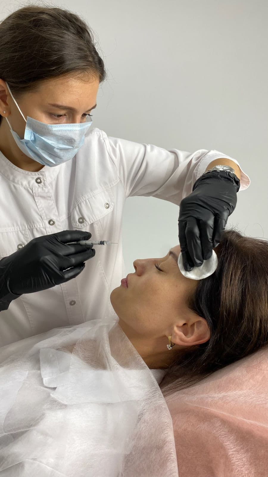 Мезотерапия в Пятигорске Мезотерапия в клинике Надежда